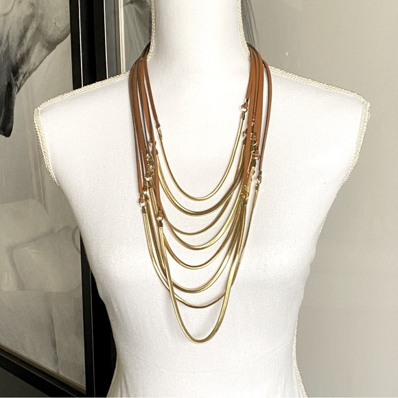 BCBG MAX AZRIA Layered Leather and Gold Tone Chain Necklace EUC - Picture 1 of 11